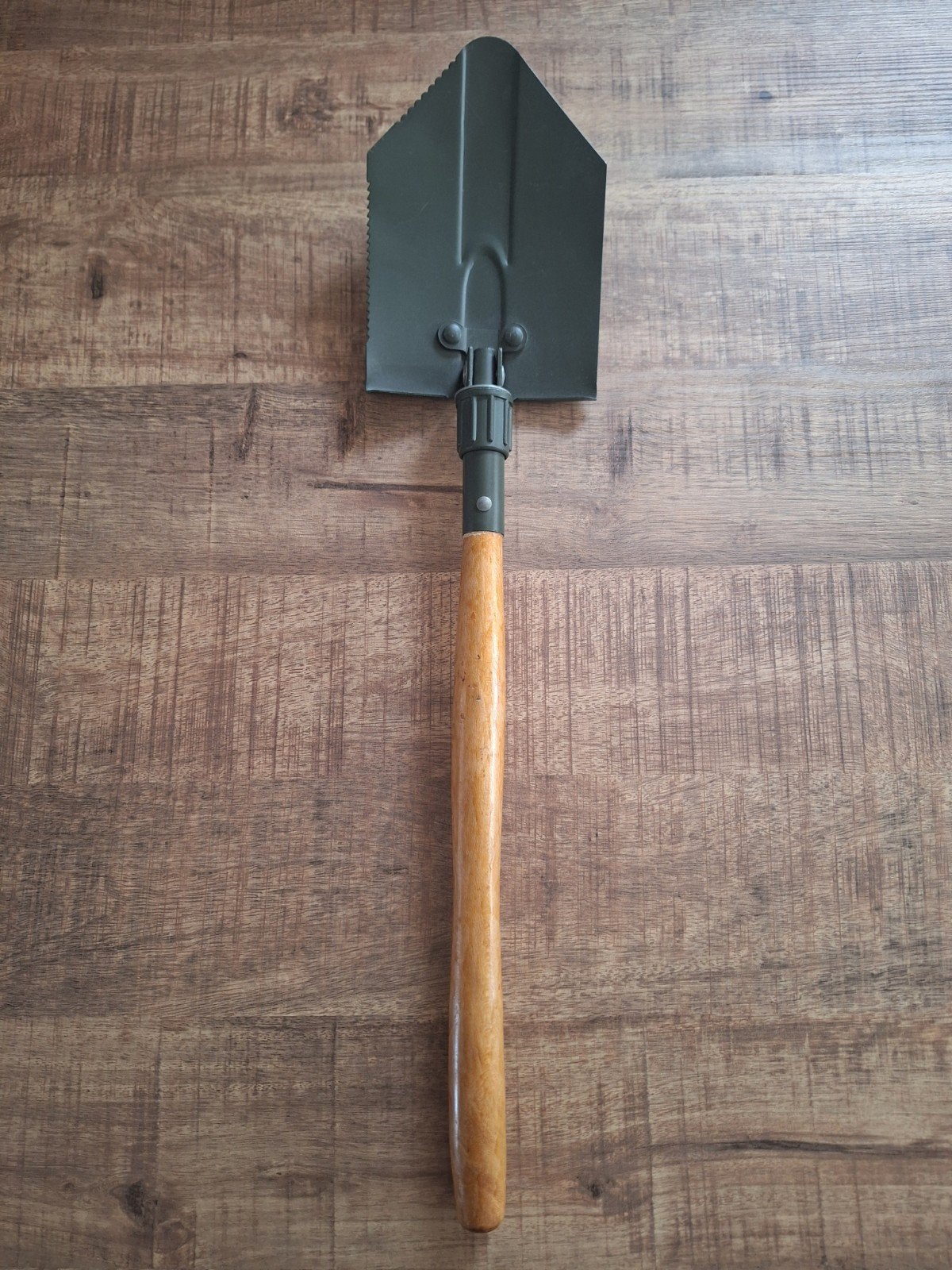 Opvouwbare schep met houten handvat - Ideaal voor outdoor, Ophalen of Verzenden, Nieuw