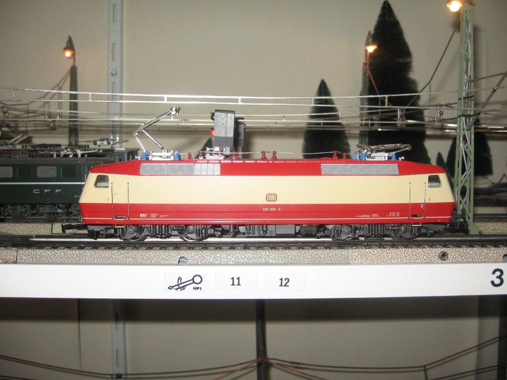 MARKLIN 3153 Duitse imposante INTERCITY loc serie 120 DB ovp, Wisselstroom, Locomotief, Nieuw, Ophalen of Verzenden