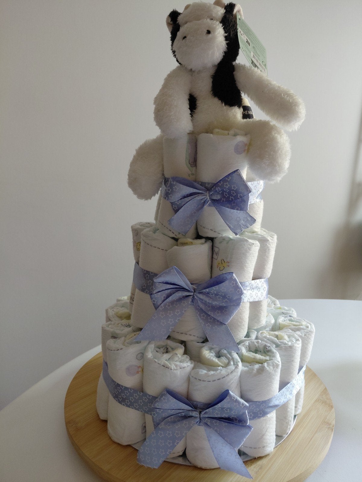 Luiertaart met pampers en koe knuffel, Ophalen, Nieuw