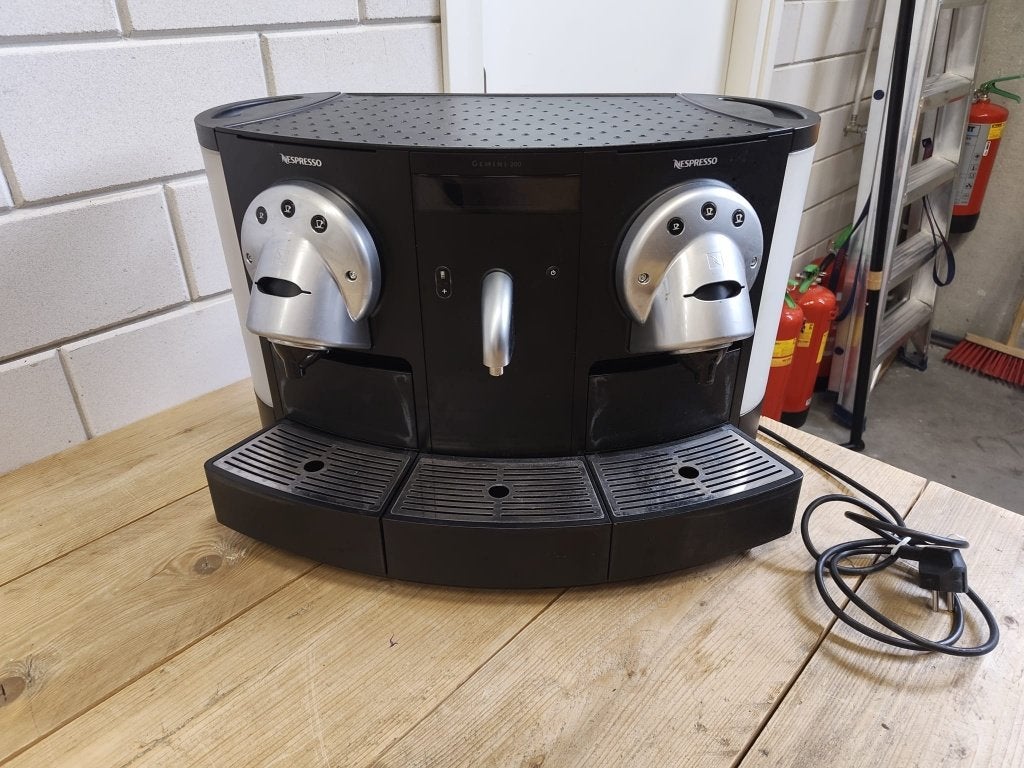 Nespresso Professional Gemini CS203 Koffiemachine, Ophalen, Gebruikt, Koffiepads en cups, 10 kopjes of meer