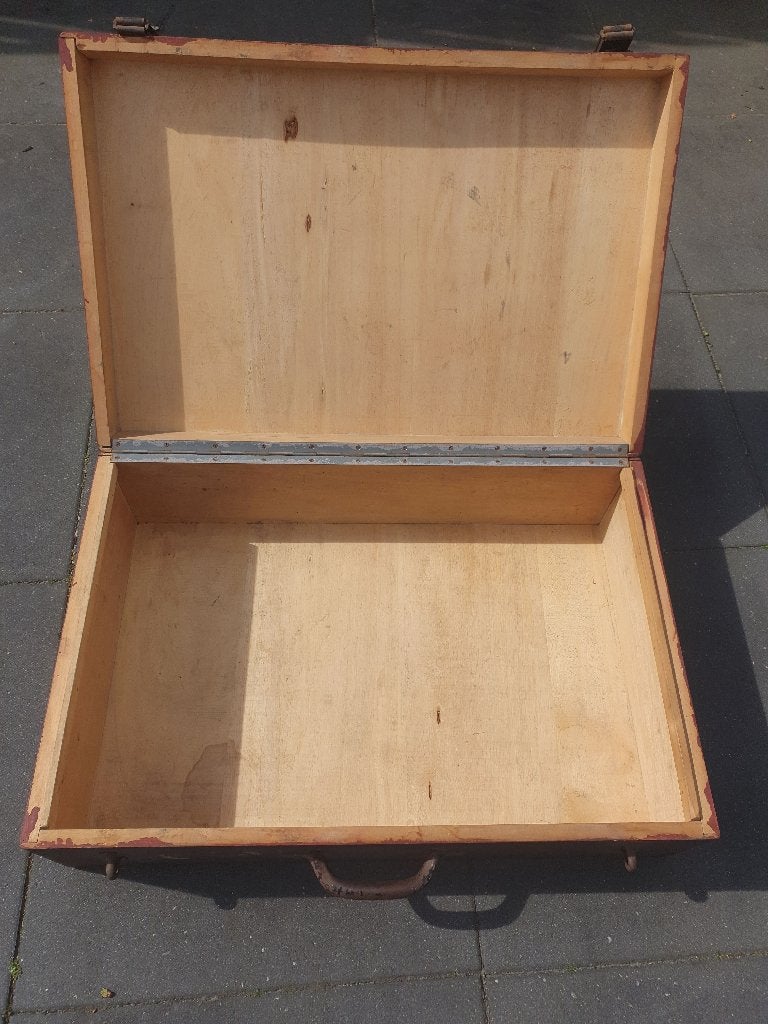 Antieke houten koffer lichtrood afm69x47x20cm gebruik sporen, 60 tot 70 cm, Overige materialen, Gebruikt, 45 tot 55 cm