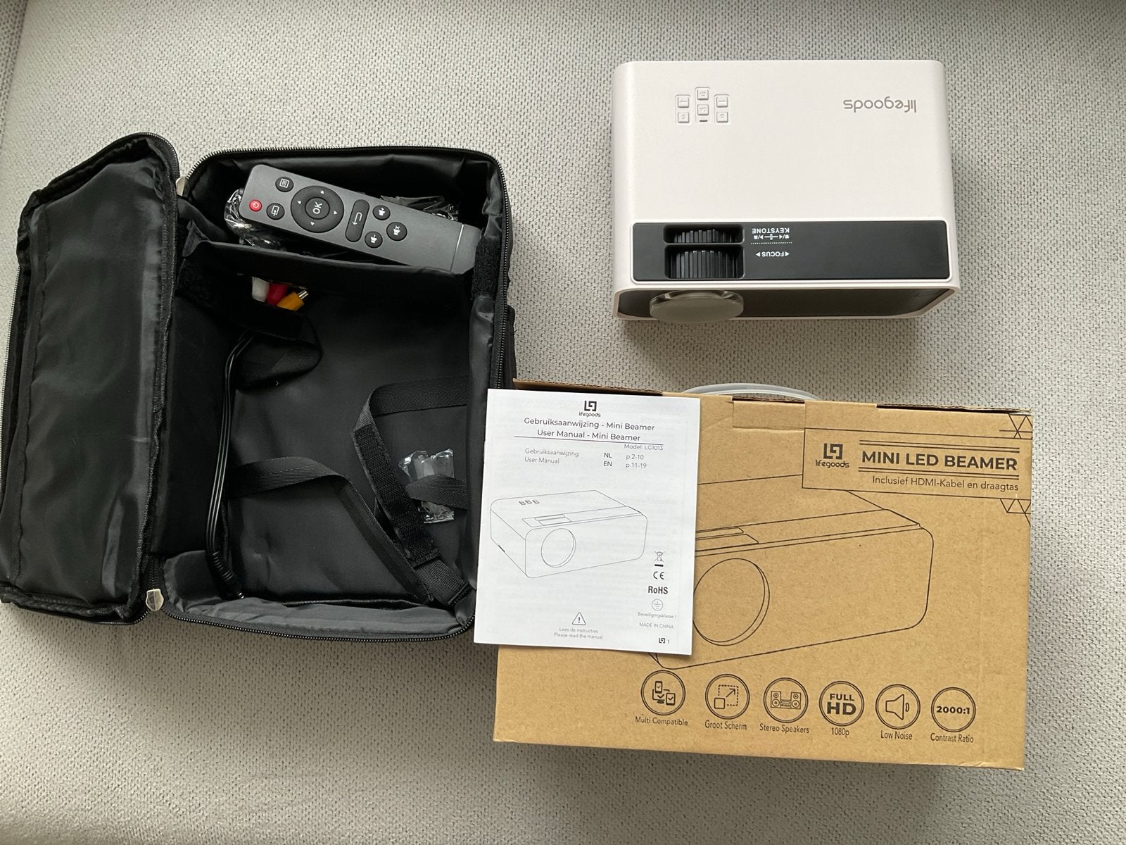 LifeGoods Mini Beamer - Full HD Support, Ingebouwde Speakers, Ophalen of Verzenden, Nieuw, LED, Full HD (1080)