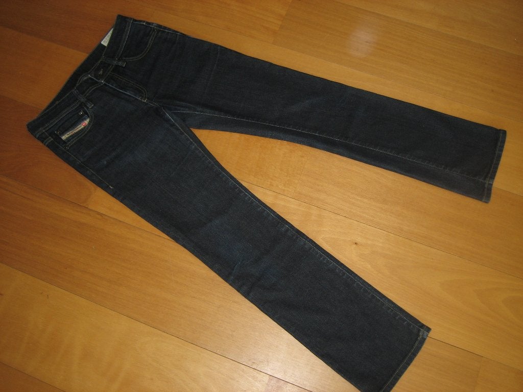 Mooie blauwe jeans DIESEL INDUSTRY RONHY W28 L30 snazzeys, Kleding | Dames, Spijkerbroeken en Jeans, Nieuw, Diesel, W28 - W29 (confectie 36)