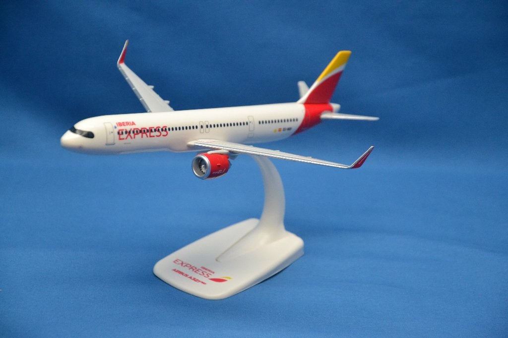 Airbus A321 neo Iberia Express (nieuw), Overige merken, 1:200 of kleiner, ., Nieuw