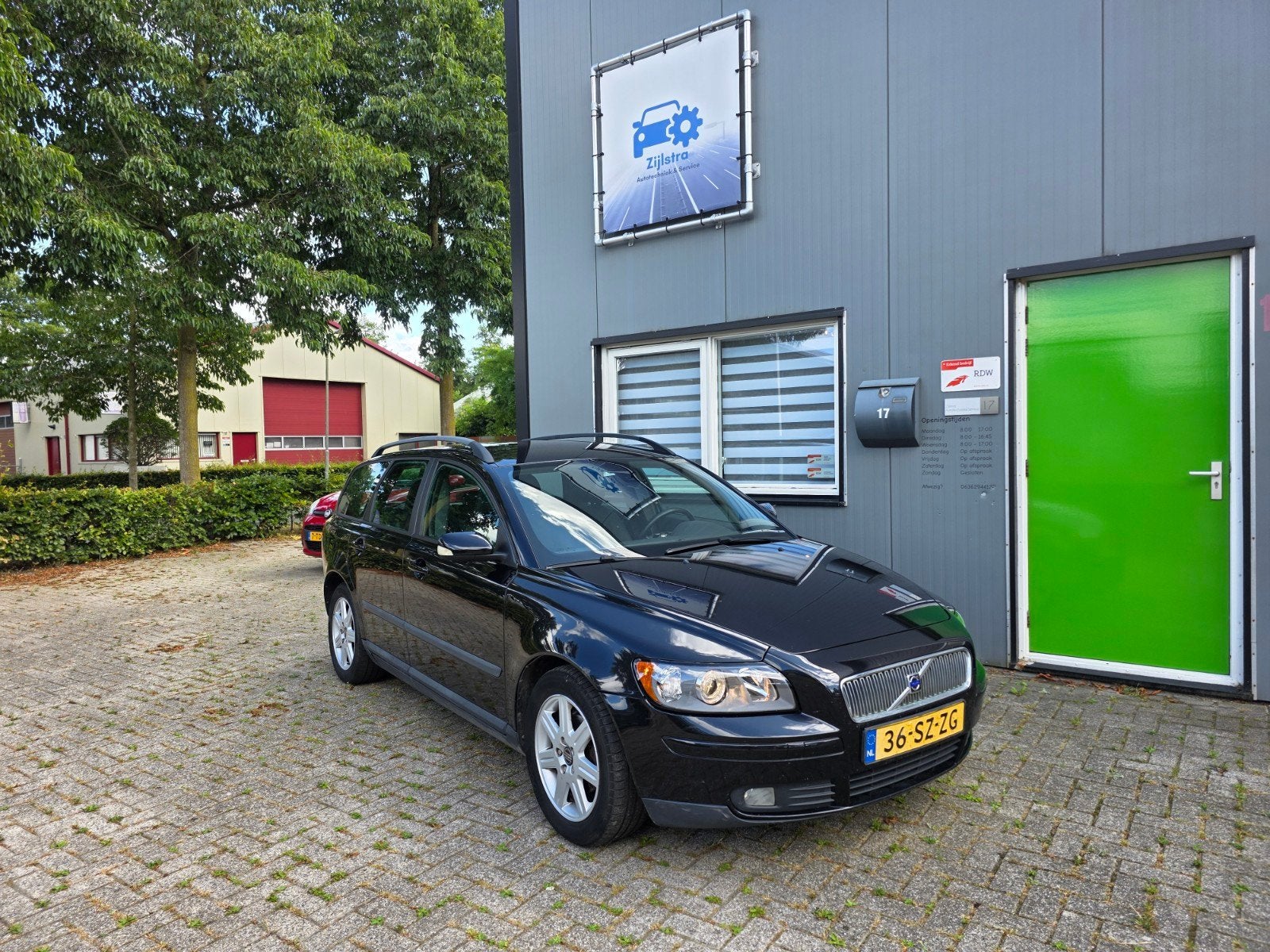 Volvo V50 1.8 2006 Zwart Distributsieketting, Voorwielaandrijving, 125 pk, 1281 kg, 4 cilinders