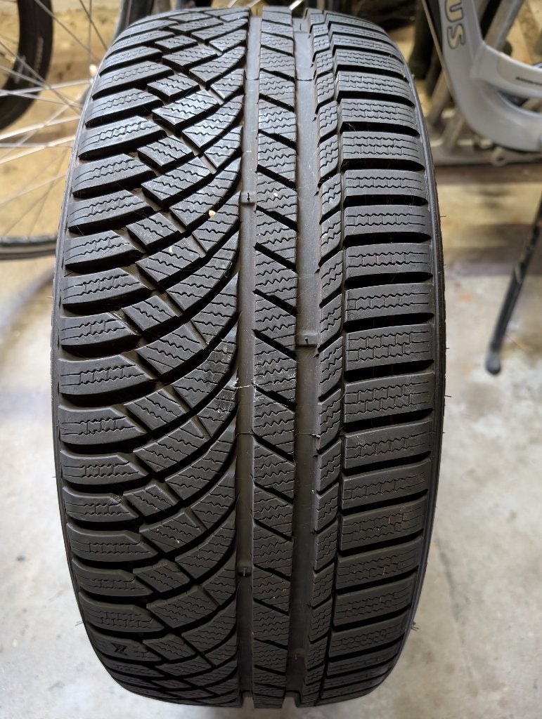 Kumho WP72 winterbanden BMW 19 inch 7-8mm profiel, Gebruikt, 255 mm, Banden en Velgen, Winterbanden