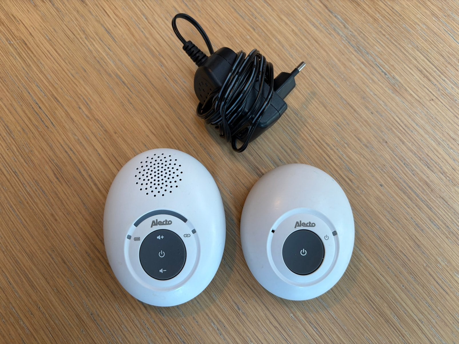 Alecto DBX-115 babyfoon – compleet met adapter, Ophalen of Verzenden, Gebruikt, Minder dan 100 meter