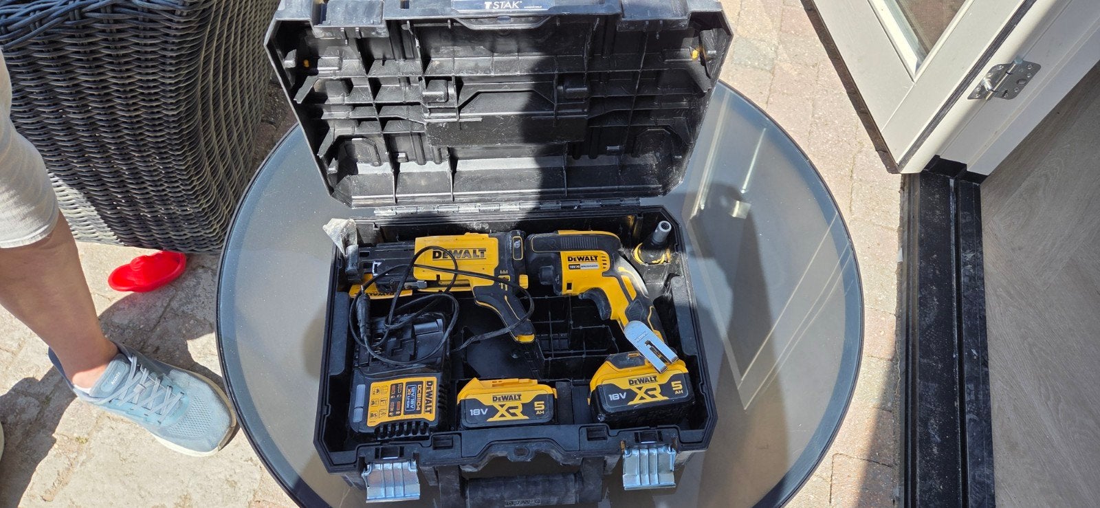 DeWalt DCF620P2K Gipsplaatschroefmachine met 2x 5.0Ah accu, 600 watt of meer, Variabele snelheid, Verzenden, Zo goed als nieuw