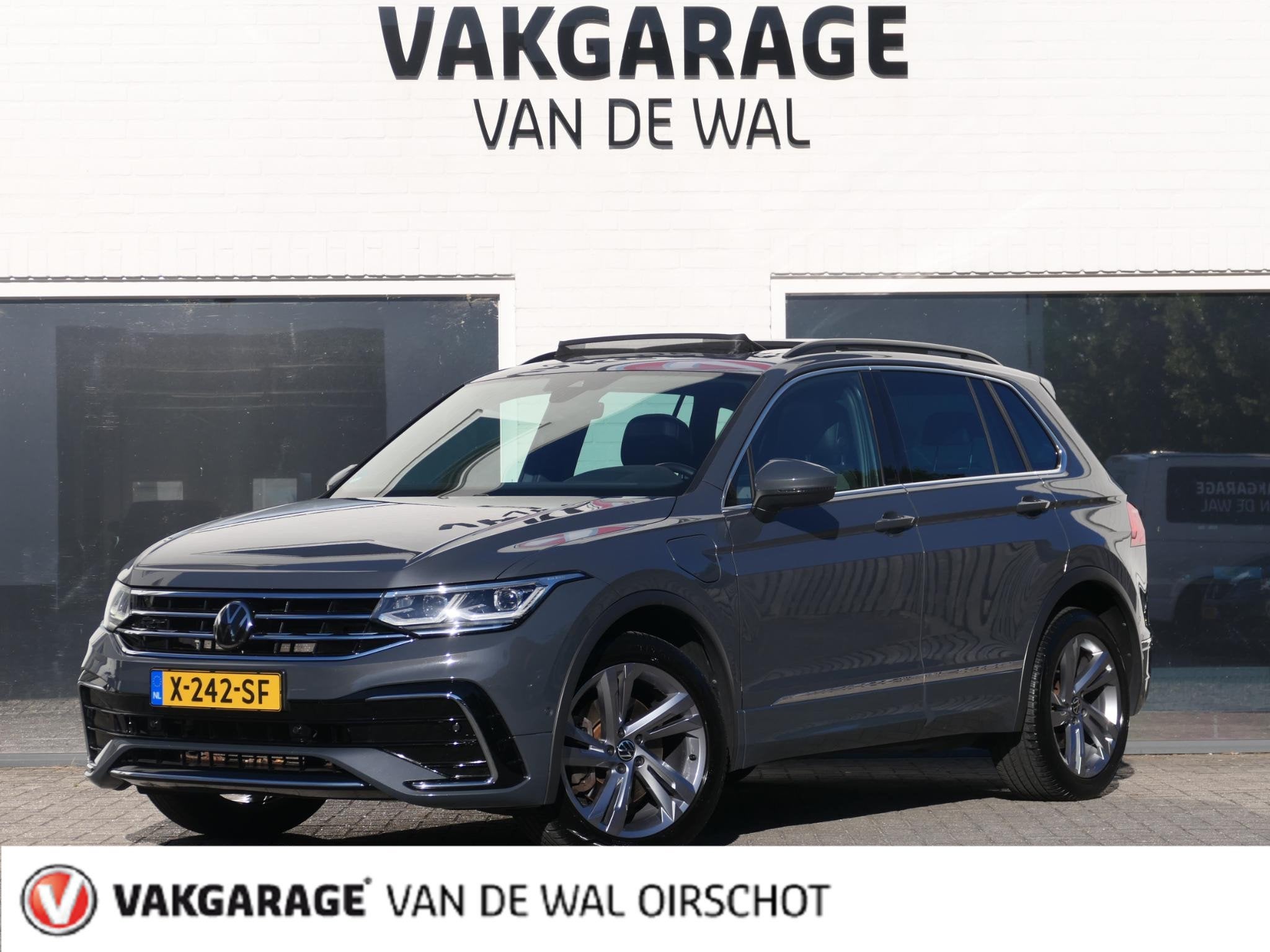 Volkswagen Tiguan 1.4 TSI eHybrid R-Line Business+ | Panoram, Auto's, Stof, Euro 6, Grijs, Hybride Elektrisch/Benzine