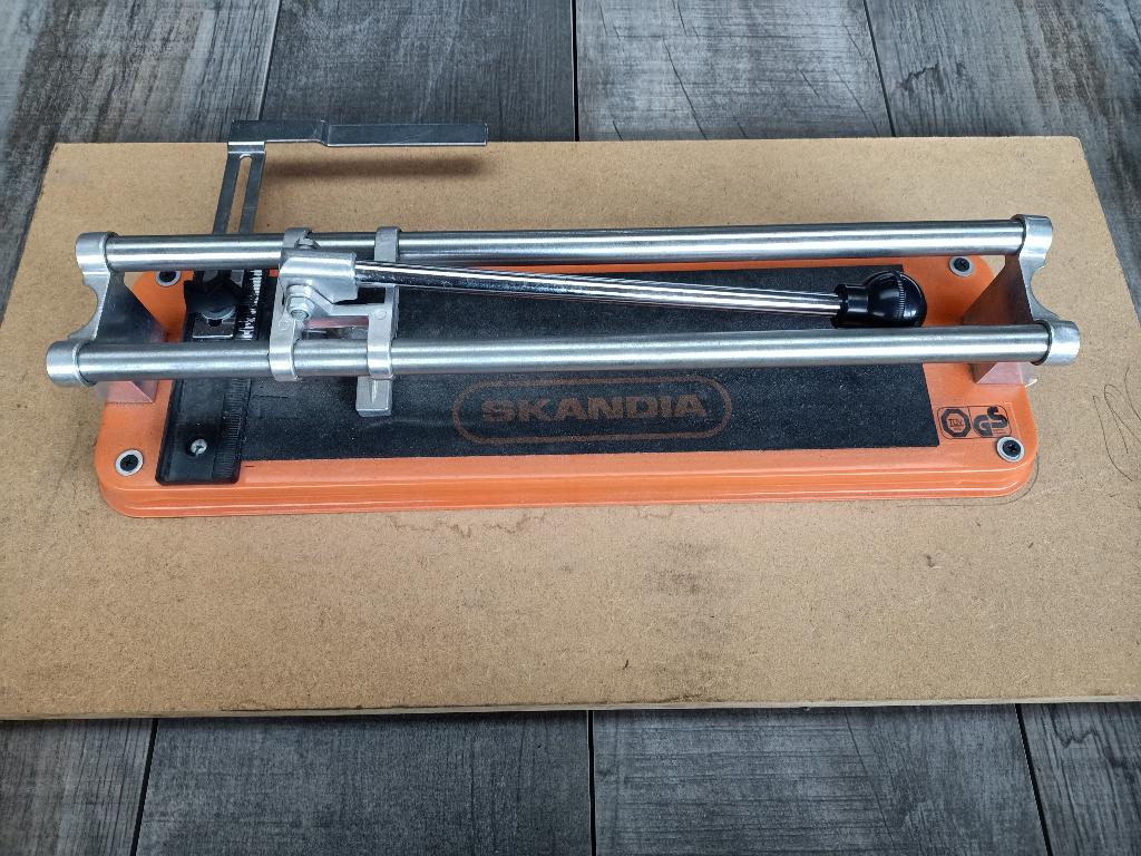 Tegel snijder Skandia, Ophalen, 60 cm of meer, Gebruikt, Minder dan 5 m²