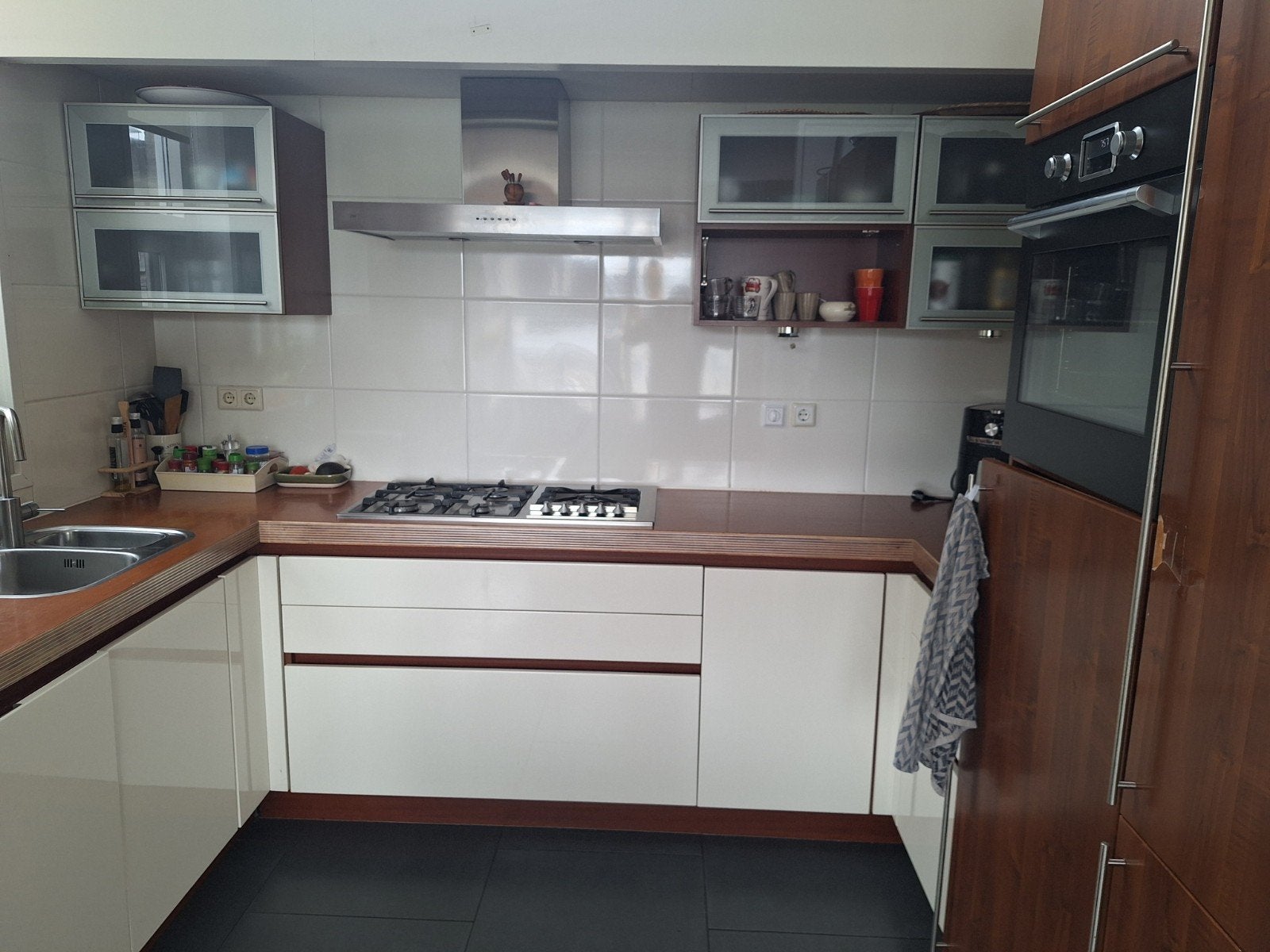 keuken, Ophalen, Gebruikt, U-keuken, Hoogglans of Gelakt