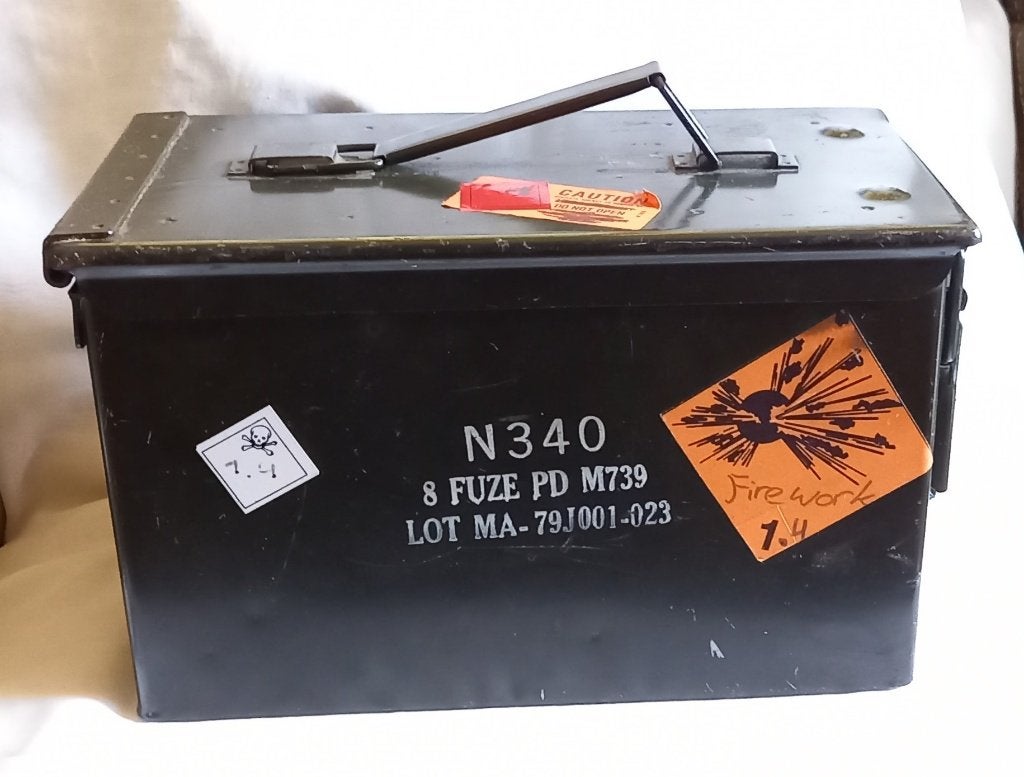 Munitiekist metaal, Verzenden, Landmacht, Nederland, Kist of Geocache