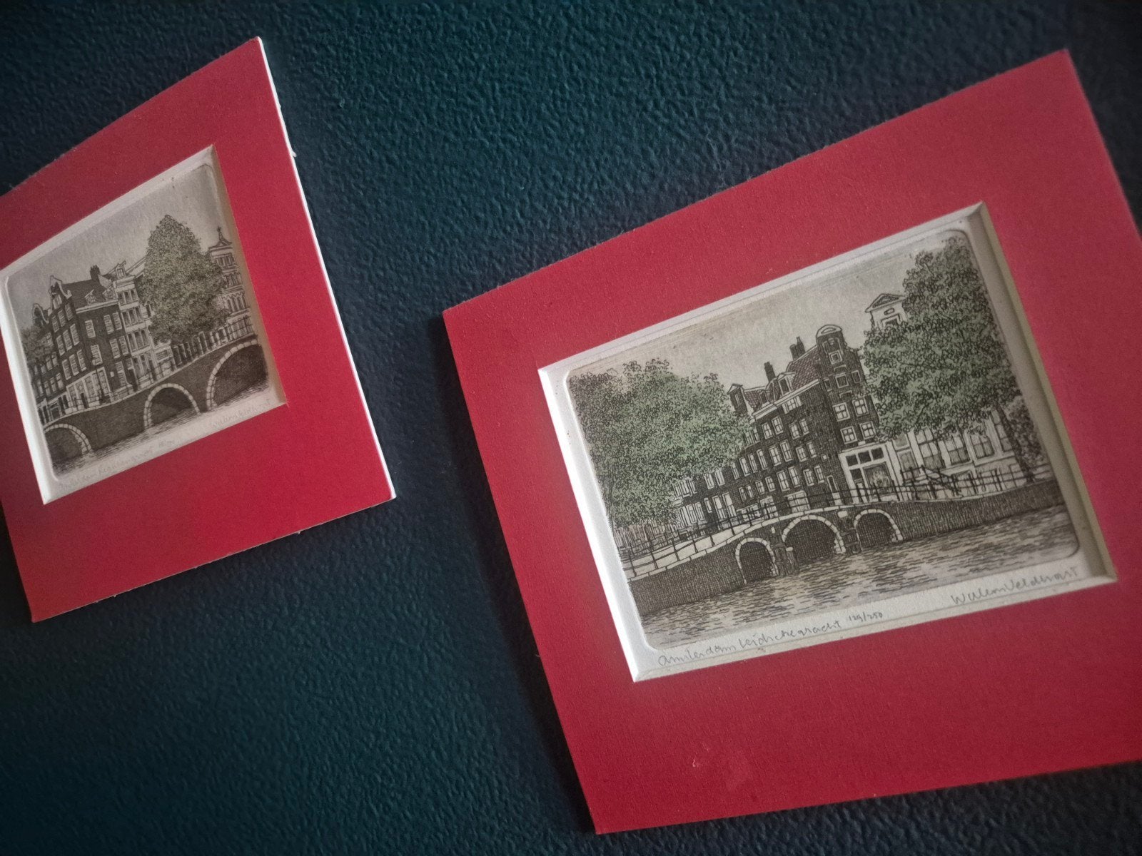 Ets Amsterdamse grachten van Willem Veldhorst, Stadsgezicht, Ophalen of Verzenden, Gesigneerd, 1950 - 1999