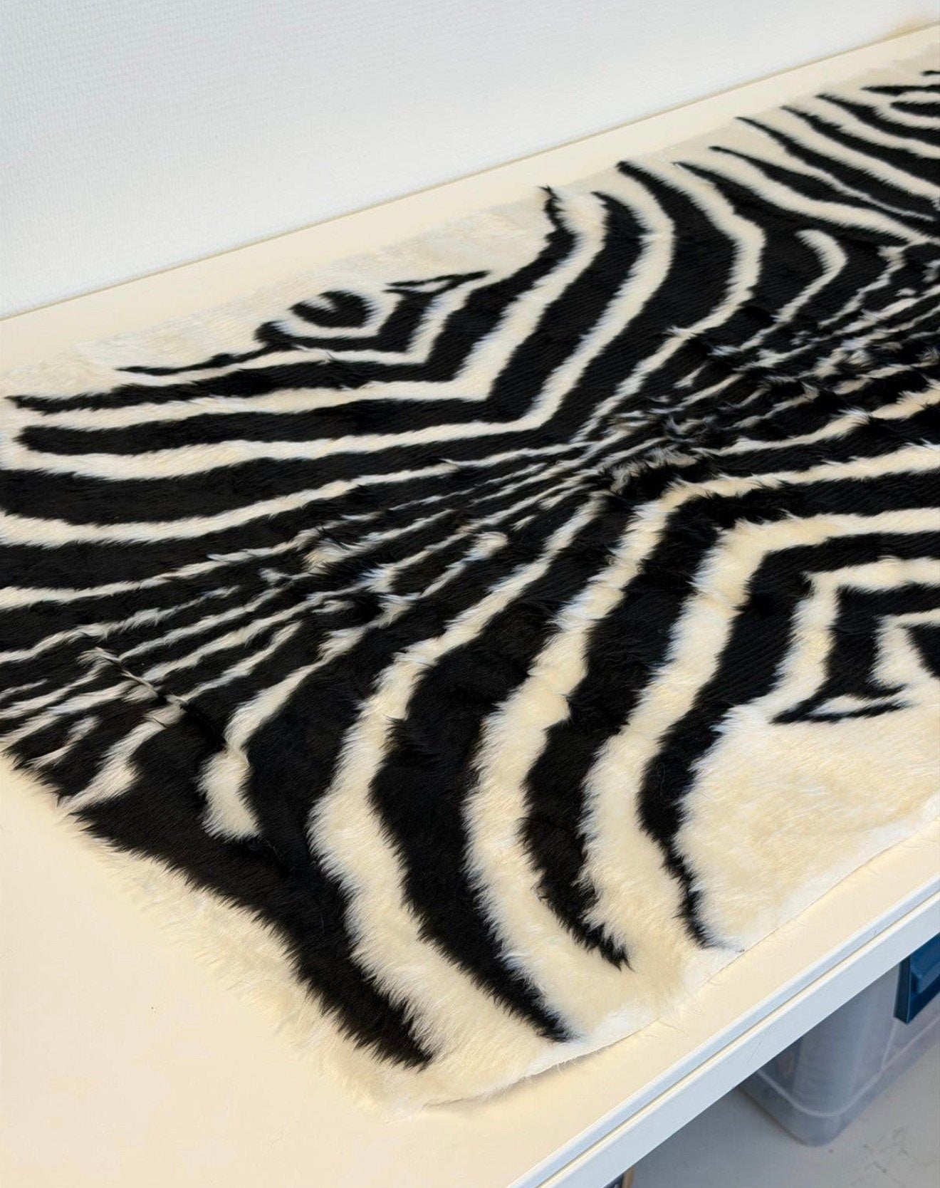 Imitatie Zebrahuid Vloerkleed 140x70 cm Zebra Kleed NIEUW, P, 100 tot 150 cm, Zwart, P
