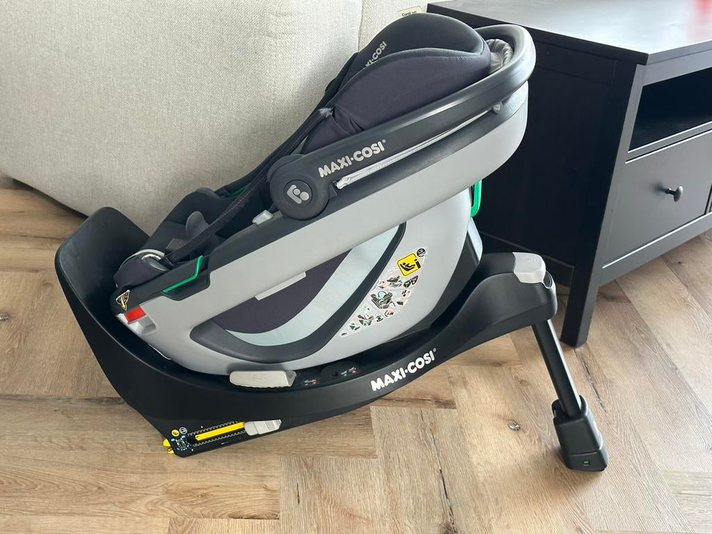 Maxi-Cosi pebble 360 with isofix, Kinderen en Baby's, Autostoeltjes, Ophalen, Gebruikt, Zijbescherming, Isofix