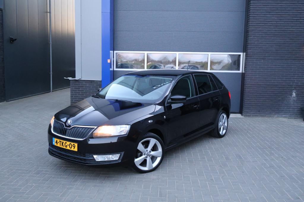Skoda Rapid 1.2 TSI Spaceback I Nieuwe distributieketting, Auto's, Voorwielaandrijving, Euro 5, 4 cilinders, Origineel Nederlands