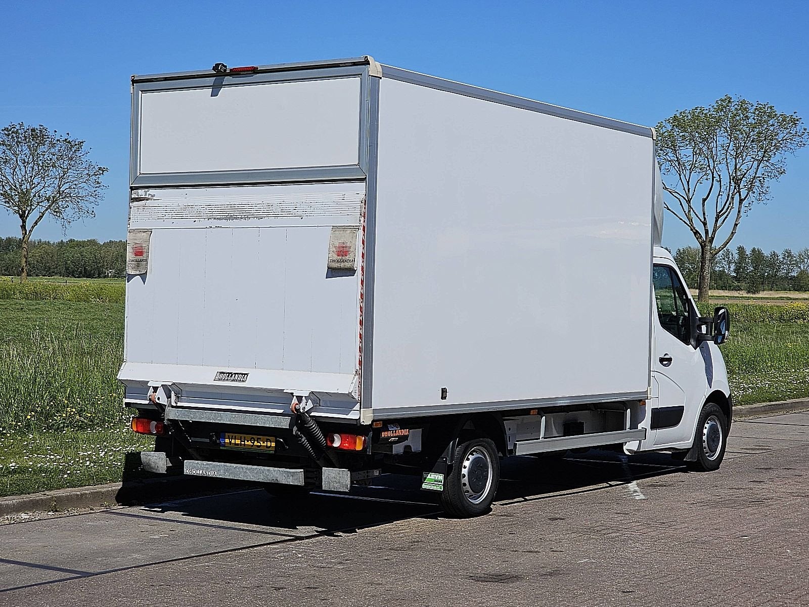 OPEL MOVANO 2.3 bakwagen laadklep!, Auto's, Bestelauto's, 136 pk, Gebruikt, Euro 6, Wit