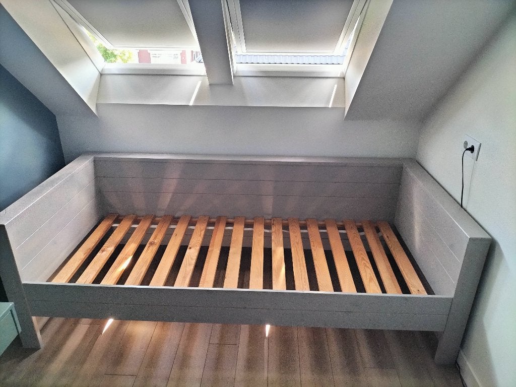 Bedbank Dennis Woood, Ophalen, 85 tot 100 cm, Gebruikt, Lattenbodem