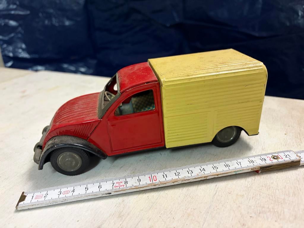Vintage blikken speelgoedauto uit de jaren '50, Ophalen, Gebruikt