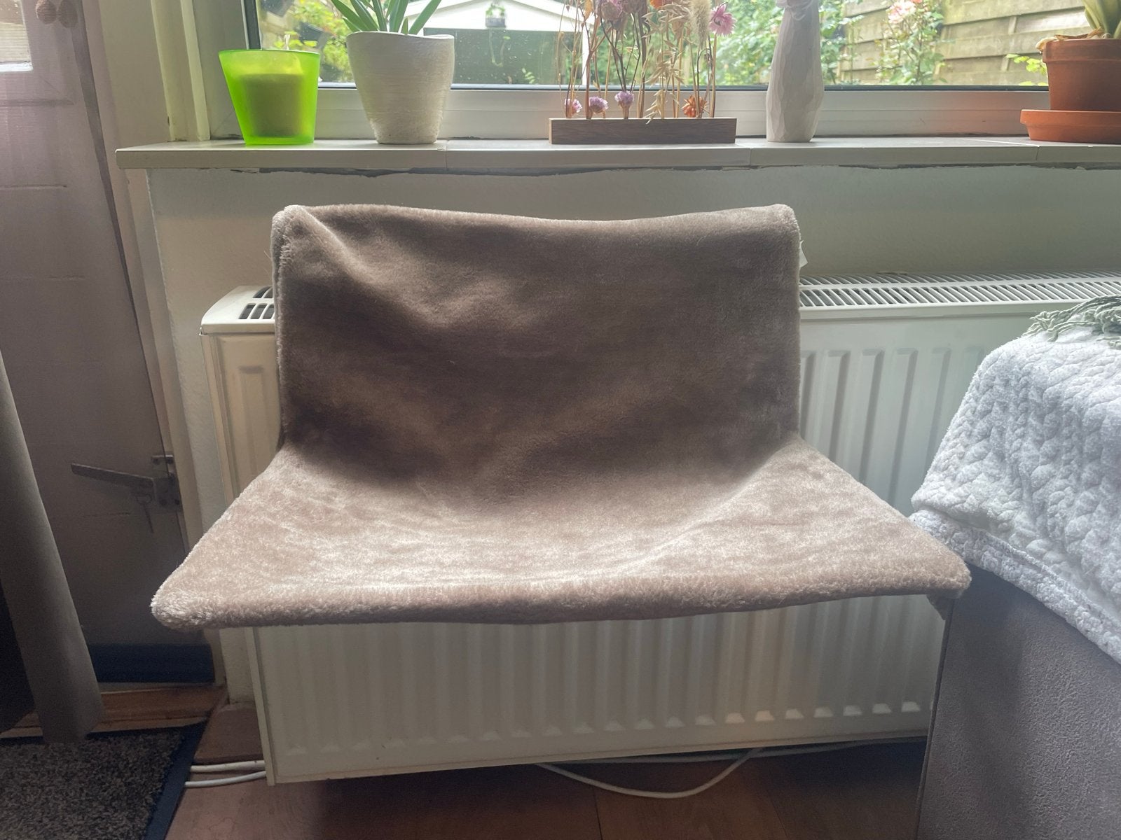 Hangmat voor katten aan bv verwarming, 2 stuks, Ophalen of Verzenden, Gebruikt, Overige