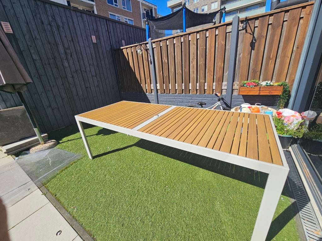 Ikea Sjalland tuintafel 220x90cm met parasolhouder, Tuin en Terras, Ophalen