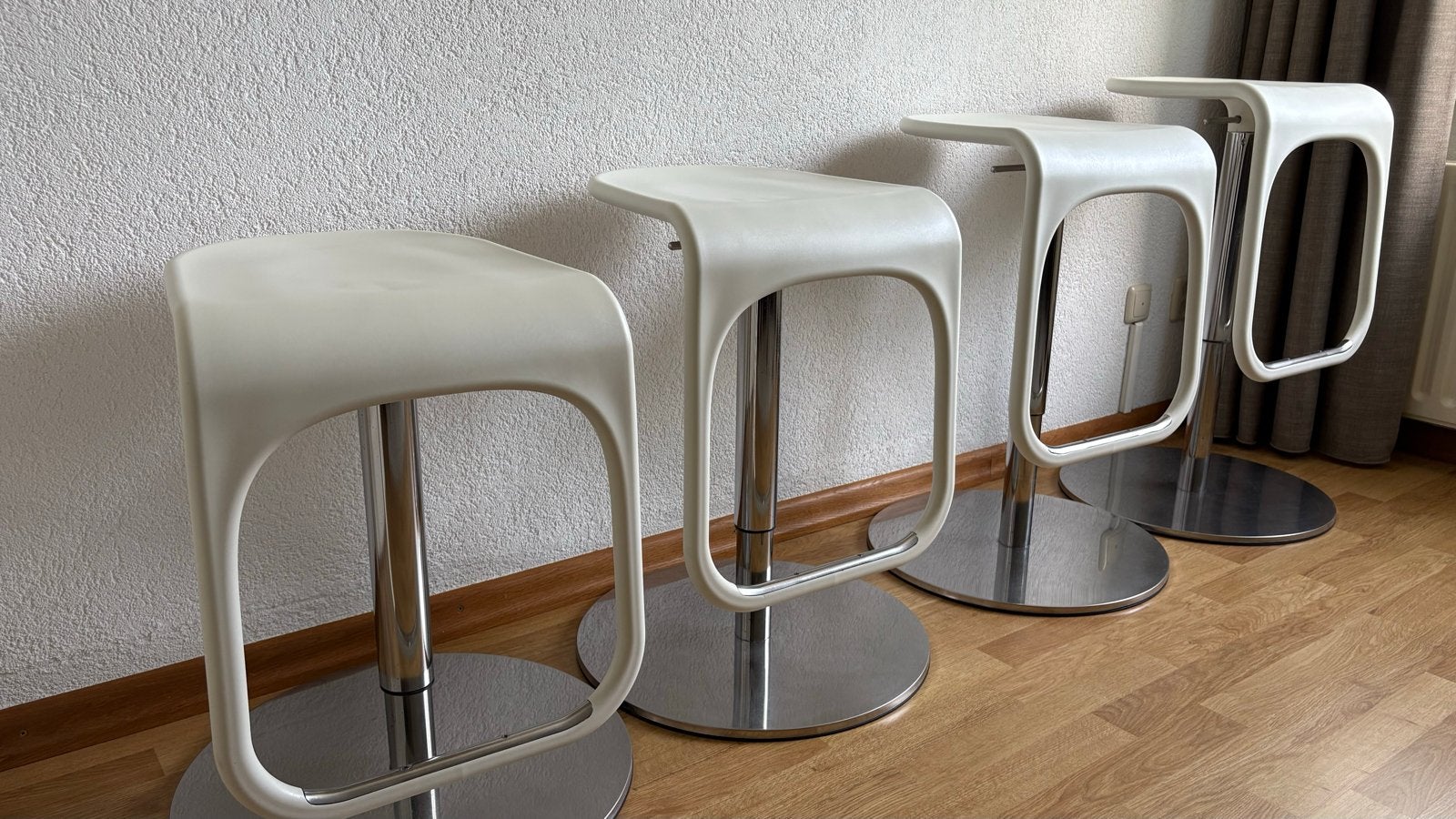 Set van 4 Vintage Carl Öjerstam Ikea Barkrukken Verstelbaar, Ophalen, Kunststof, Gebruikt, In hoogte verstelbaar