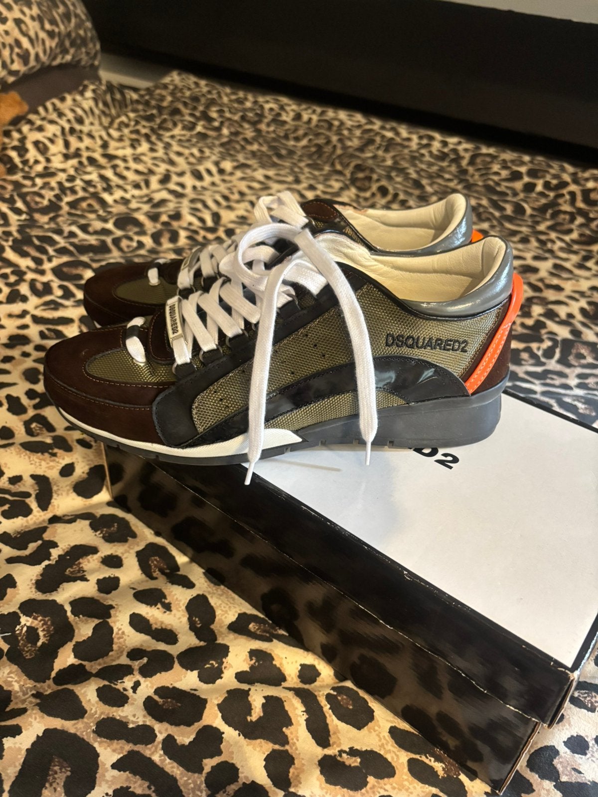 Dsq2 sneakers, Ophalen of Verzenden, Zo goed als nieuw, Schoentjes