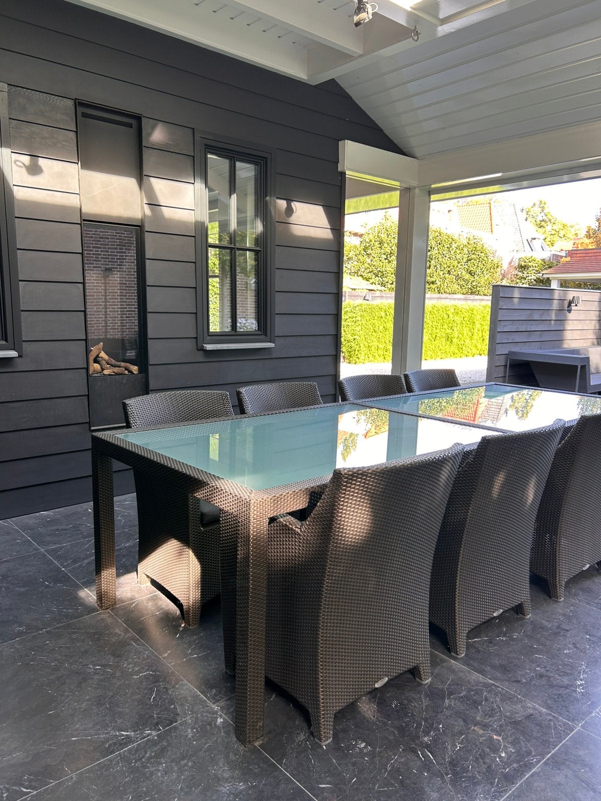 Dedon Outdoor Tuinset met 8 Stoelen en Glazen Tafel, Ophalen, Eettafel, Wicker, Tuinset