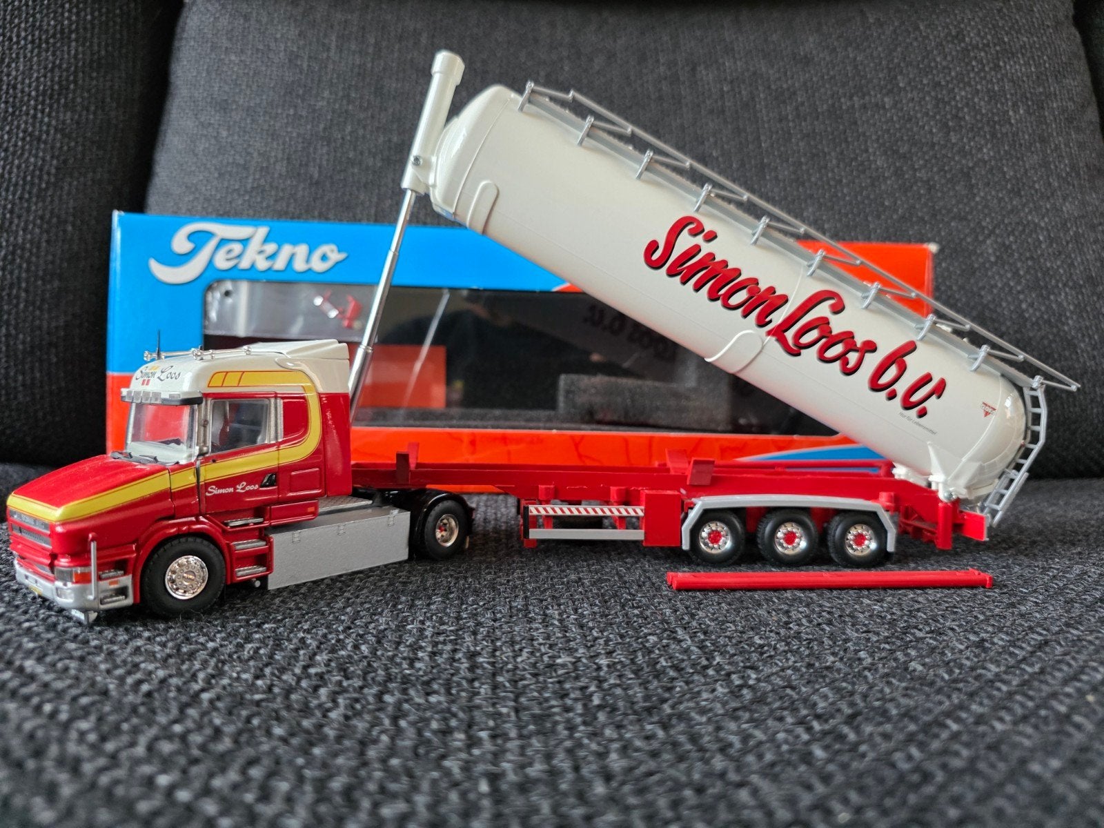 Scania 124g 470 Torpedo Simon Loos Bulk Tekno, Ophalen of Verzenden, Zo goed als nieuw, Bus of Vrachtwagen, Tekno