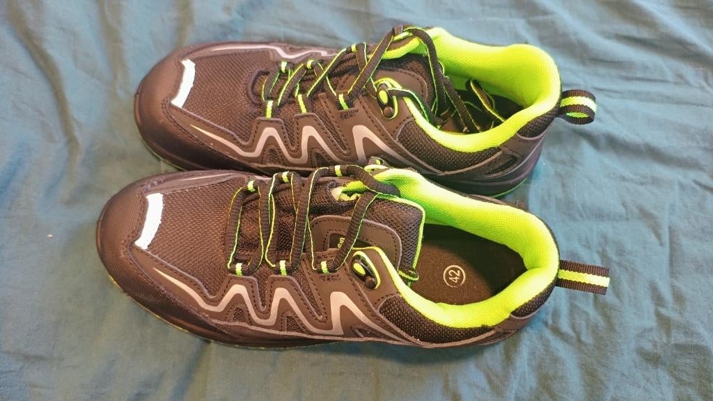 Nieuw werkschoenen 42-43, Zwart, Nieuw, Ophalen of Verzenden, Werkschoenen