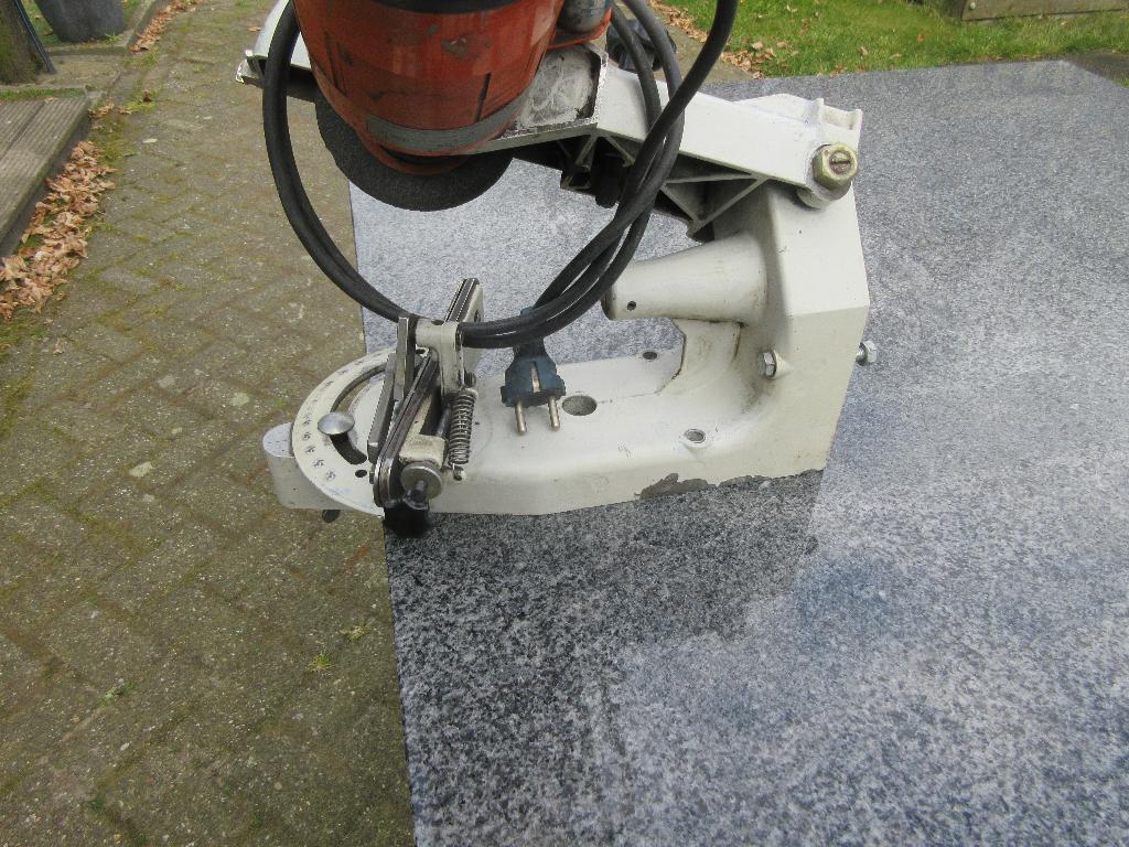 STIHL KETTINGSLIJPER, Ophalen of Verzenden, Gebruikt, Minder dan 700 watt, Werkbankslijpmachine