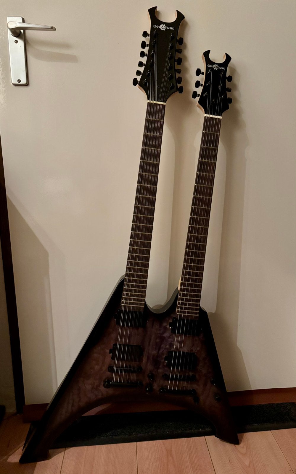 Harlem V Dubbelhals gitaar, Muziek en Instrumenten, Snaarinstrumenten | Gitaren | Elektrisch, Ophalen, Zo goed als nieuw, Solid body