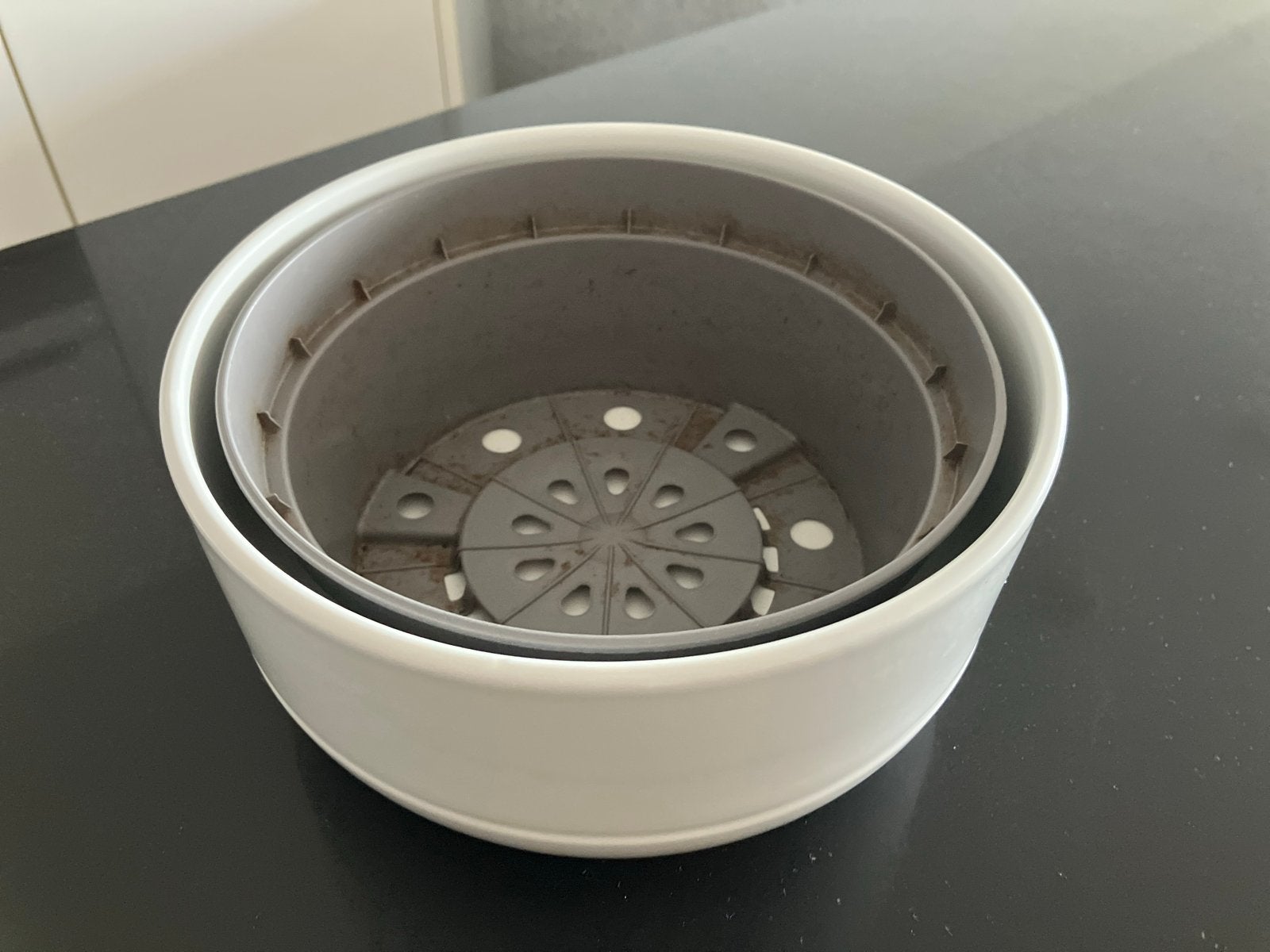 Witte keramische bloempot met binnenpot, 22cm rond, Rond, Binnen, Ophalen of Verzenden, Zo goed als nieuw