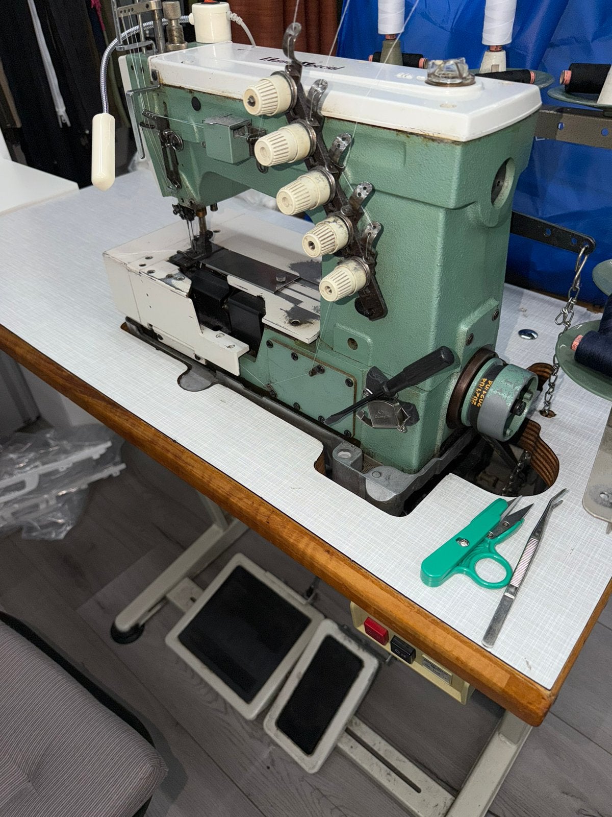 Yamato en Kansai sewing machines, Ophalen, Zo goed als nieuw, Lockmachine, Overige merken