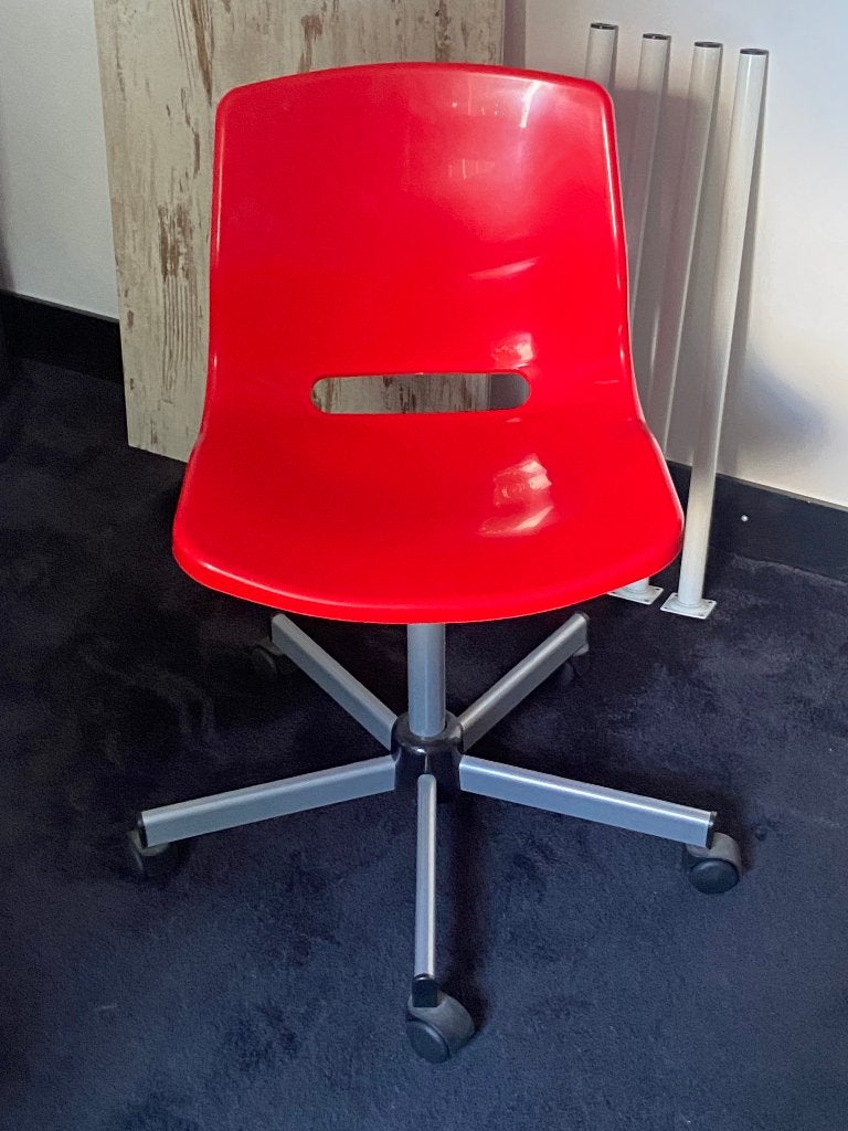 IKEA Bureau stoel, Huis en Inrichting, Bureaustoelen, Zo goed als nieuw, Bureaustoel, Rood, Ophalen