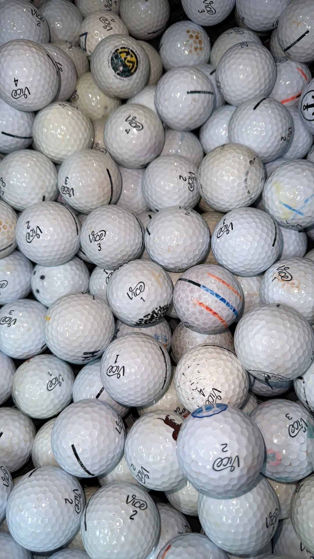 Vice golfballen mix 100 stuks, Sport en Fitness, Golf, Ophalen of Verzenden, Zo goed als nieuw, Bal(len)