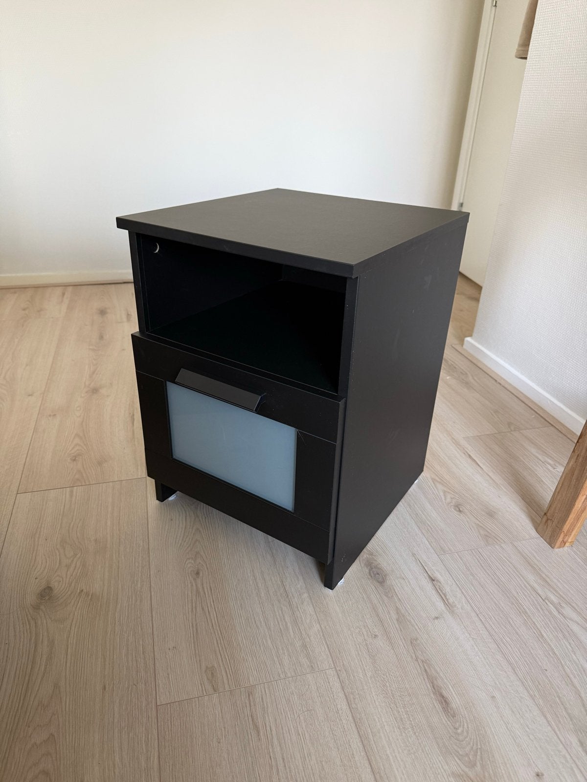 Brimnes nachtkastje IKEA, Ophalen, Overige materialen, Gebruikt, Minder dan 45 cm