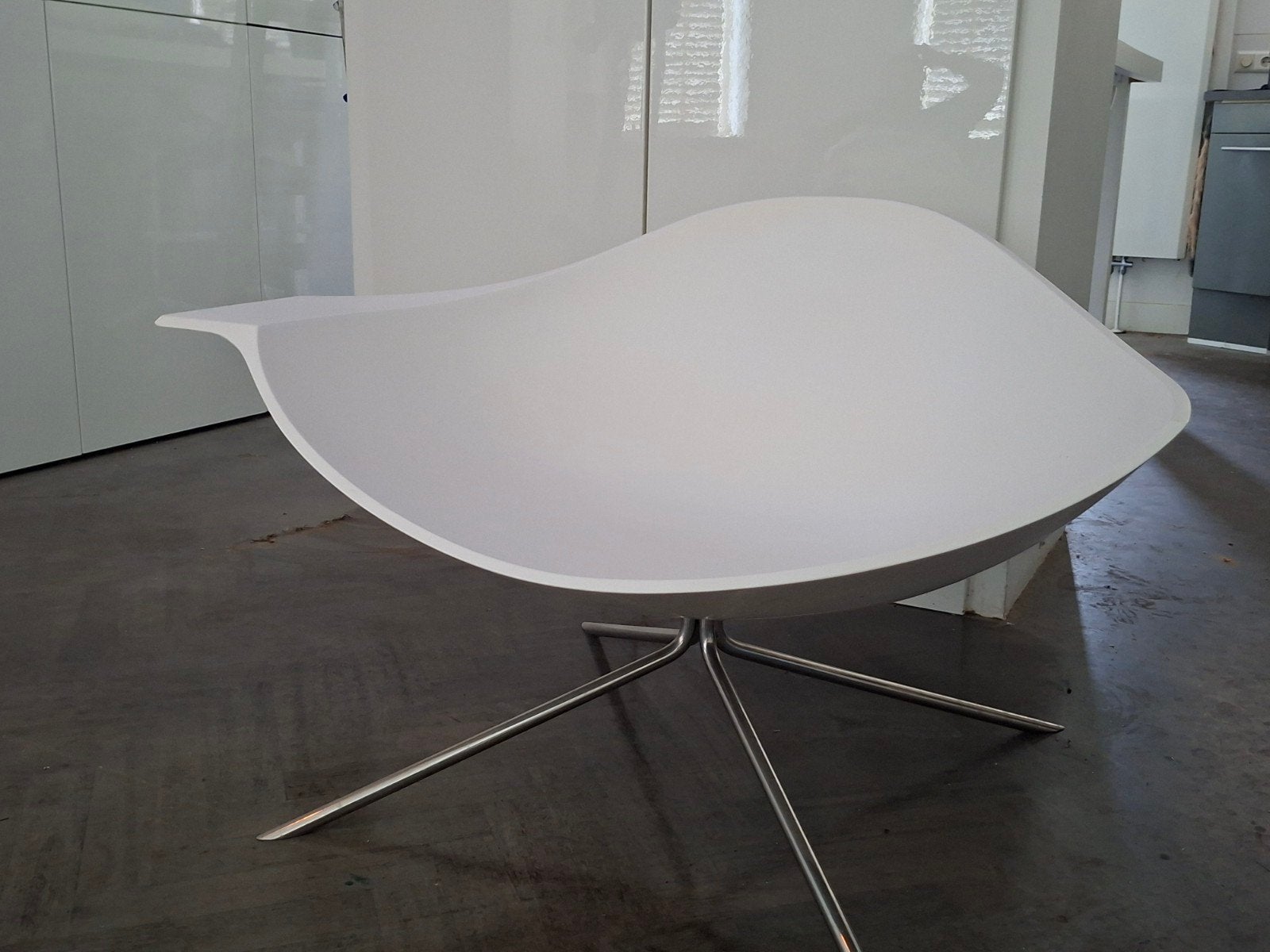 Artifort Low Lotus fauteuil - René Holten design, Ophalen, Wit, Design, Modern, Zo goed als nieuw