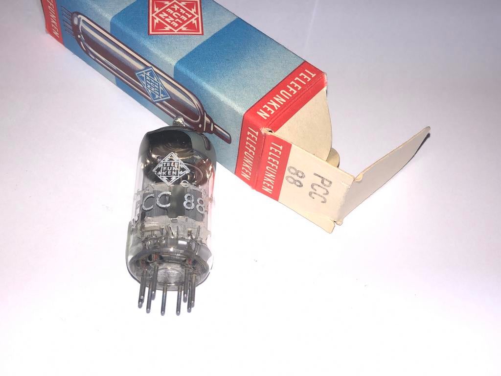 Telefunken PCC88 (ECC88 E88CC)  buisje nieuw in doos, Ophalen of Verzenden, Buis of Buizen