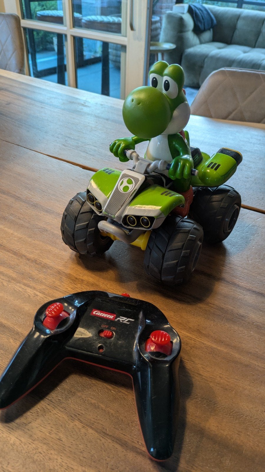 Mario Kart Yoshi Quad, carrera - Afstandsbestuurbare Auto, Ophalen of Verzenden, Gebruikt, Overige typen