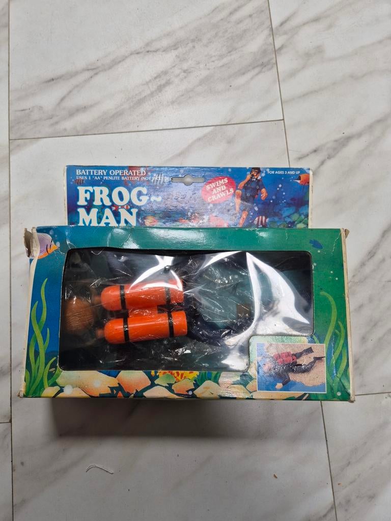 Vintage Frog Man Speelgoed - Batterij Aangedreven, Kinderen en Baby's, Speelgoed | Overig, Nieuw, Jongen of Meisje, Ophalen of Verzenden