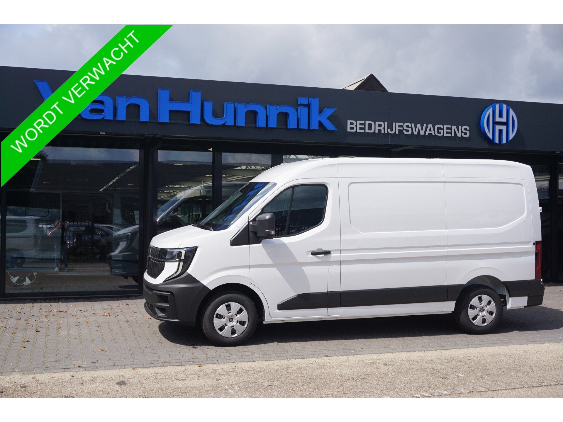 Renault Master E-Tech T35 L2H2 Advance Long range 87 kWh AUT, 2378 kg, Gebruikt, Renault, Wit