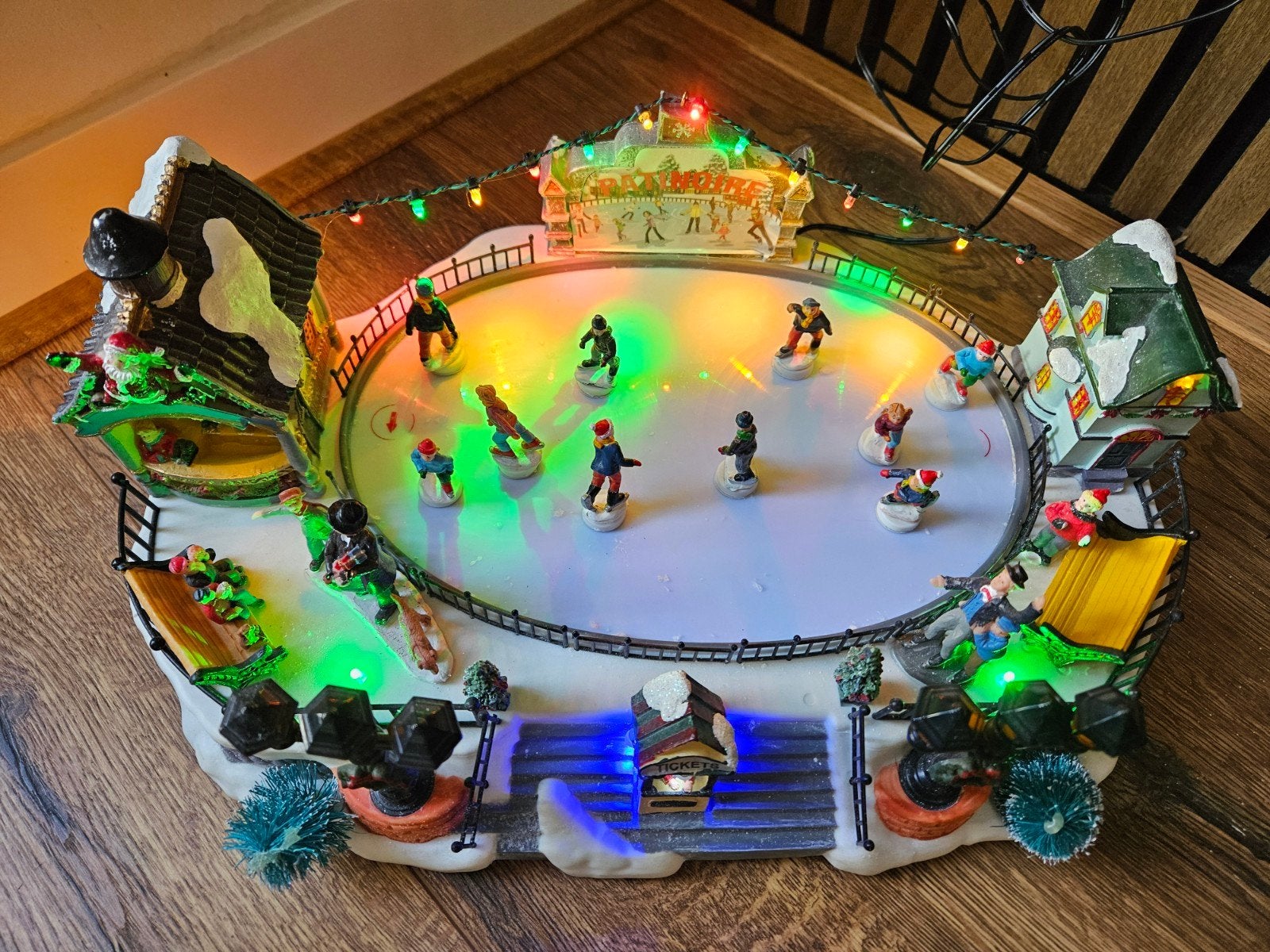 Luville schaatsbaan, Diversen, Ophalen