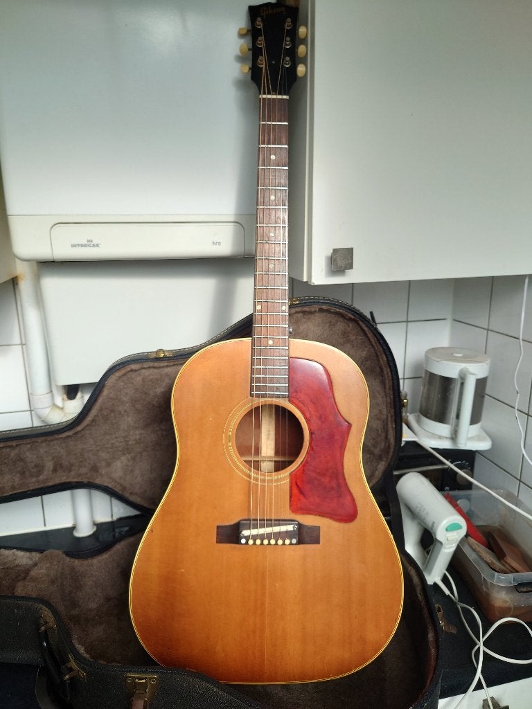 gibson j50 1965, Ophalen, Gebruikt, Western- of Steelstringgitaar, Met koffer