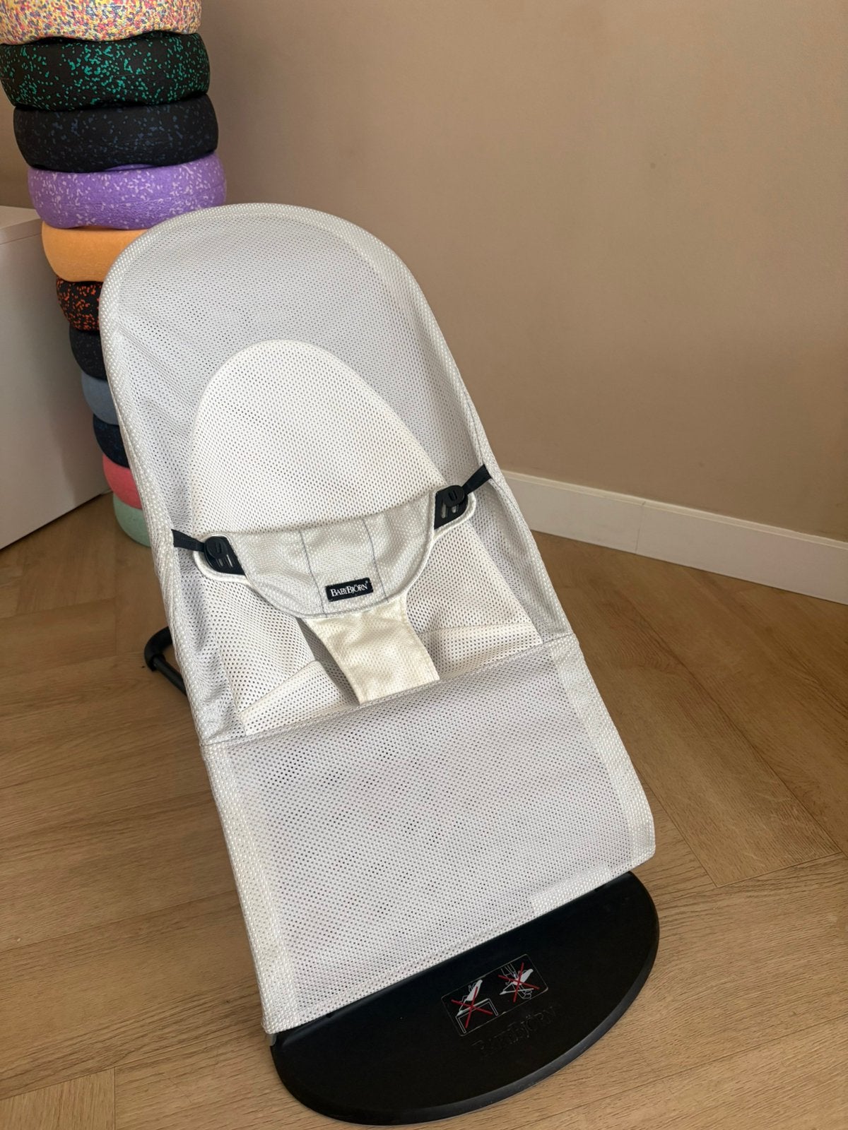 Babybjorn mesh wipstoel incl speelboog en extra hoes, Kinderen en Baby's, Wipstoeltjes, Wipstoel, Ophalen, Overige merken, Verstelbaar
