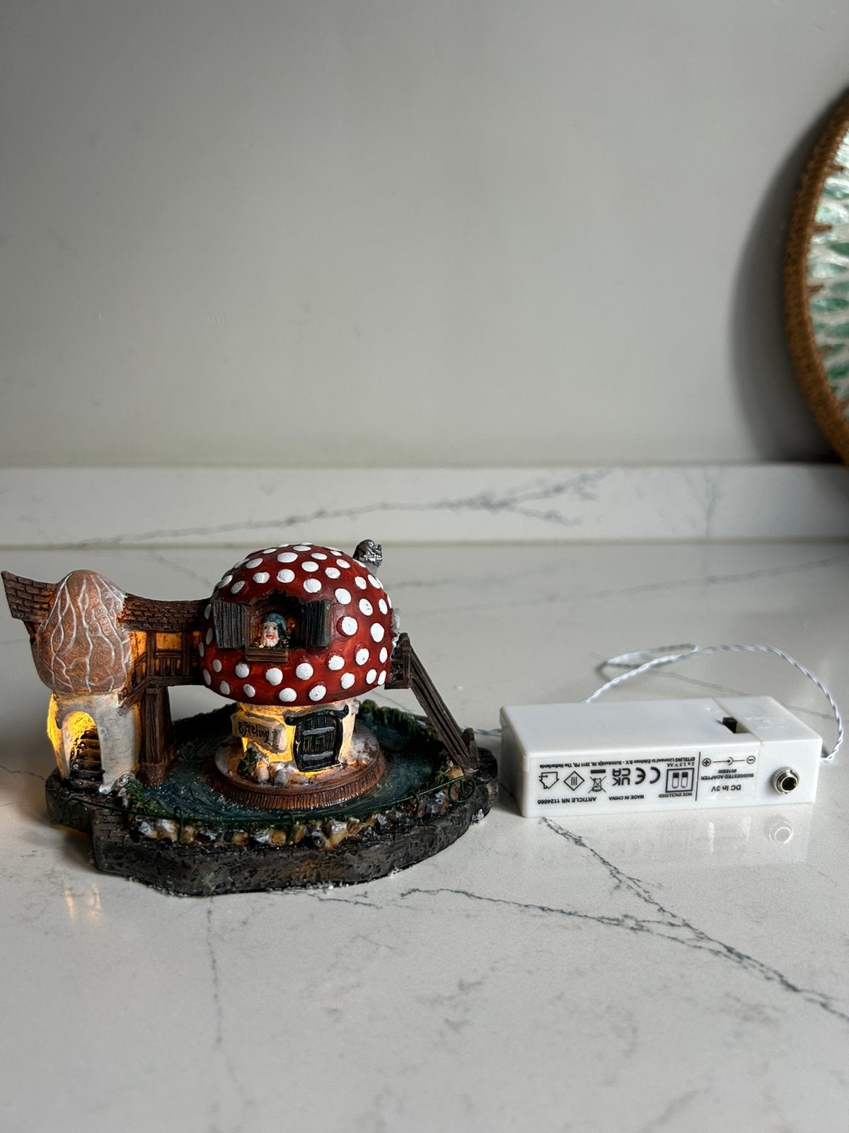 Luville Efteling kersthuisje - Kabouterhuis, Ophalen of Verzenden, Zo goed als nieuw, Beeldje of Poppetje