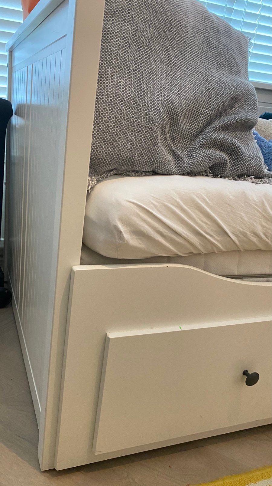 IKEA HEMNES Bedbank met 2 matrassen, wit, 80x200 cm, Huis en Inrichting, Ophalen, Wit, Tweepersoons, Zo goed als nieuw