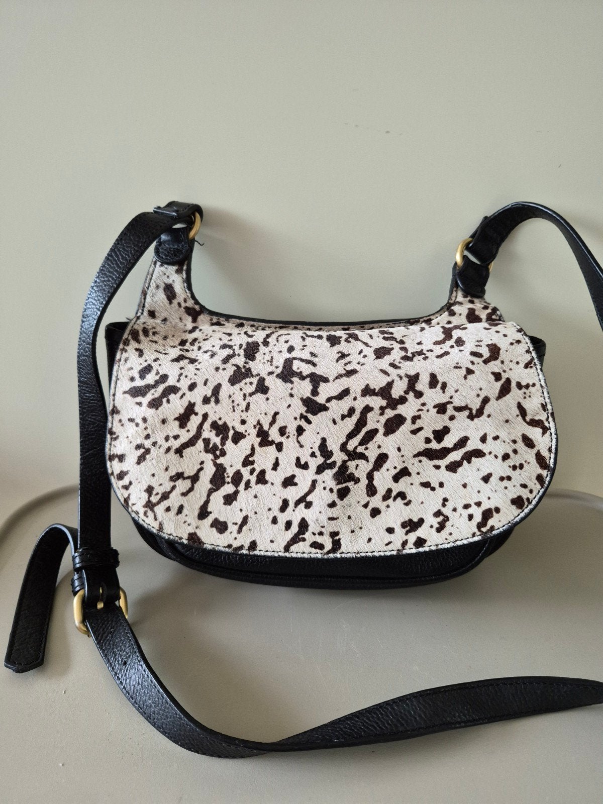Mango leren tas schoudertas cow hair leather koe haar, Overige merken, Zwart, Ophalen of Verzenden, Zo goed als nieuw