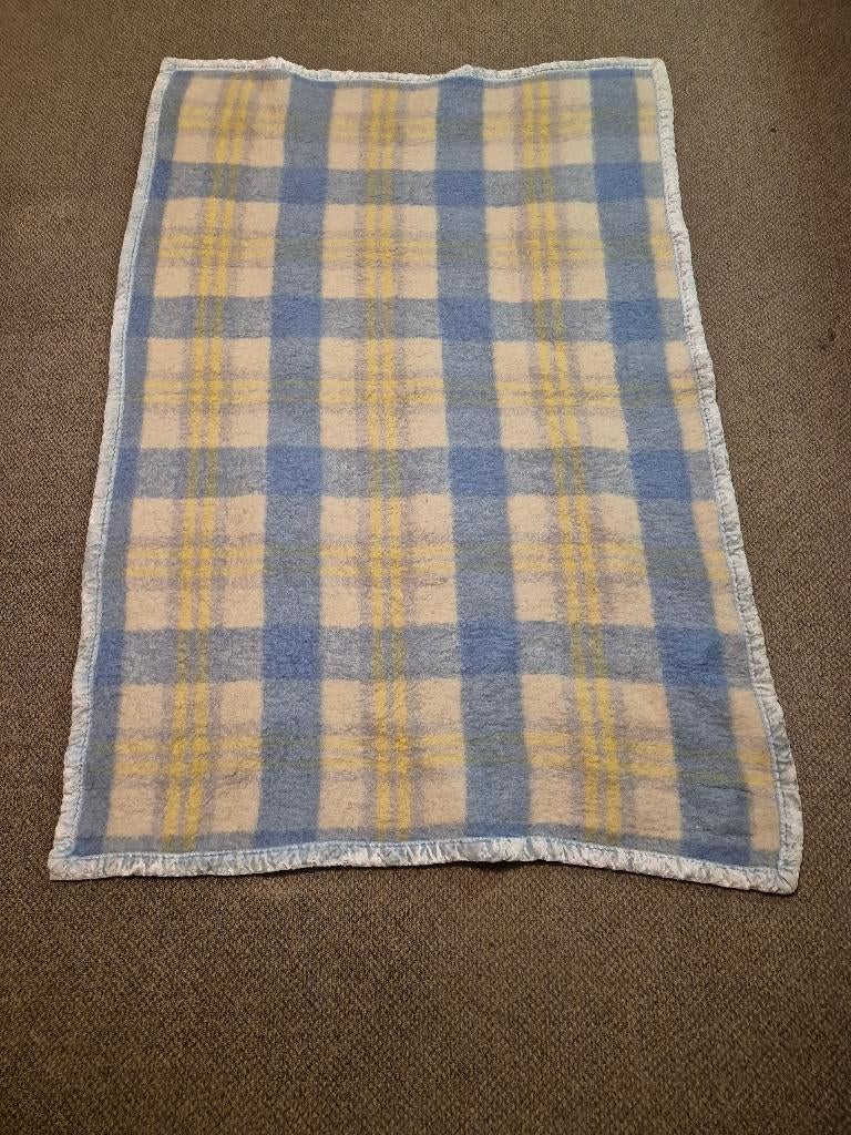 Retro wollen deken voor ledikantje (007), Ophalen of Verzenden, Gebruikt, 100 cm of meer, Deken
