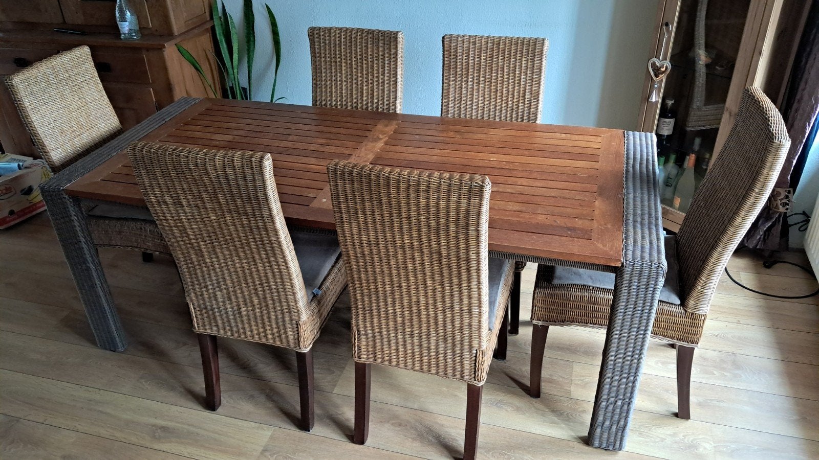 Mooie houten tuintafel/ eettafel, 200 cm of meer, Zo goed als nieuw, Rechthoekig, 50 tot 100 cm